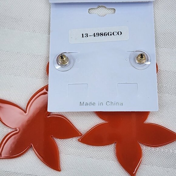 Acrylic Swirly Starfish Statement Earrings Post Back NWT - Picture 4 of 4